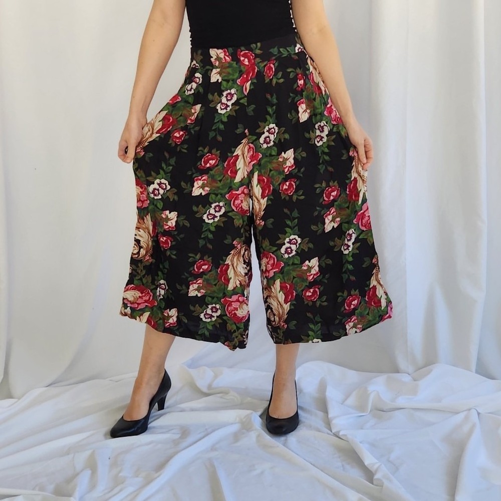 90s Black and Pink Floral Palazzo‎ Pants
